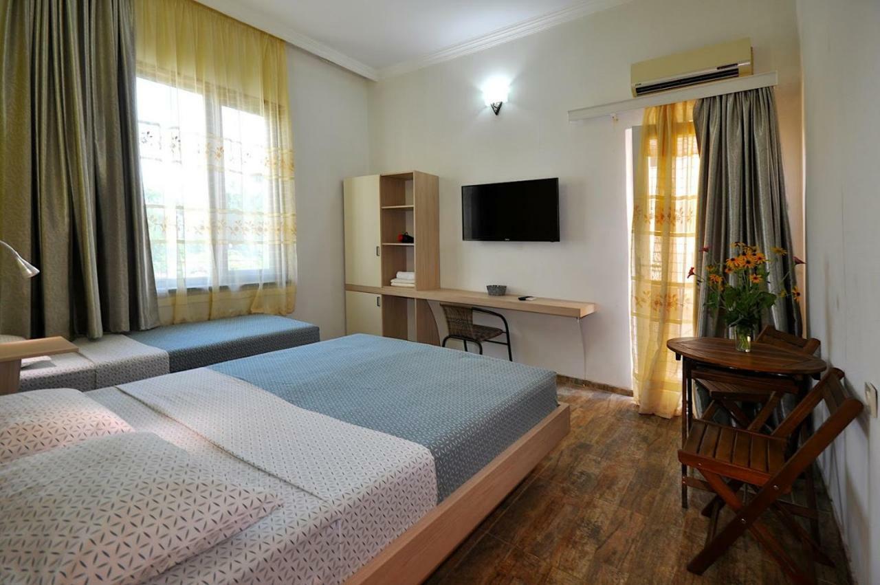 Smak Hotel Kobuleti Værelse billede